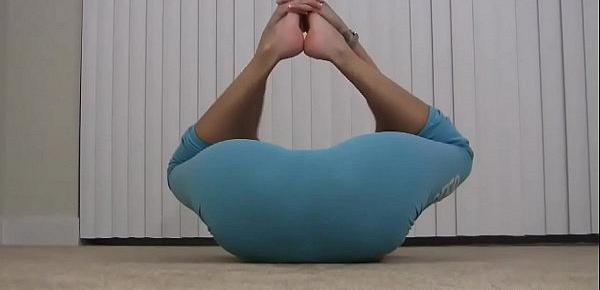  These tight yoga pants look amazing on me JOI